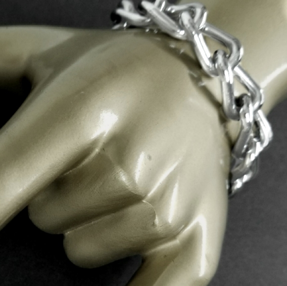 Chunky Stainless Link Bracelet - Picture 3 of 6